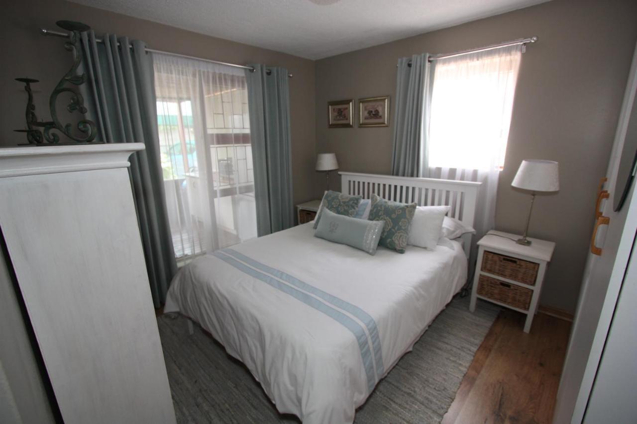 Bergsig Accommodation Hermanus Ngoại thất bức ảnh